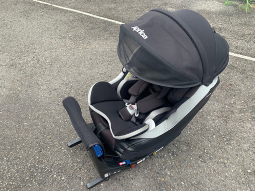 お値下げ！ アップリカ ☆ チャイルドシート ☆ クルリラ ☆ ISOFIX＆シートベルト ☆ モアレブラック