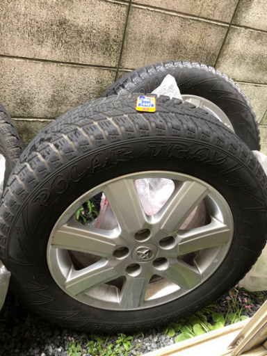 トヨタ　ノア　スタッドレスタイヤ(純正ホイール)