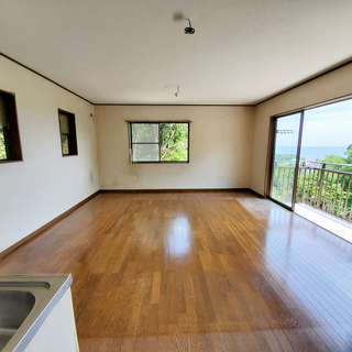 大磯町東小磯　中古戸建（建物2棟付） - 不動産売買（マンション/一戸建て）