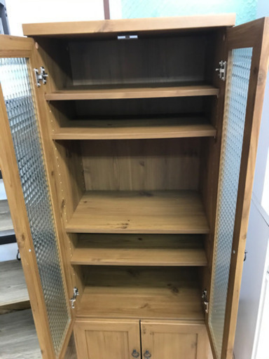 【リサイクルサービス八光　田上店　配達・設置OK】ブラウン　食器棚　スリムタイプ