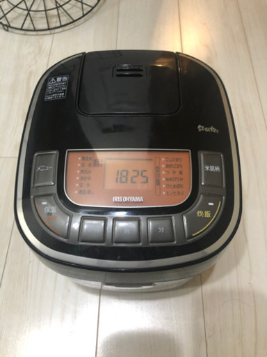 炊飯器　5合炊き　マイコン式