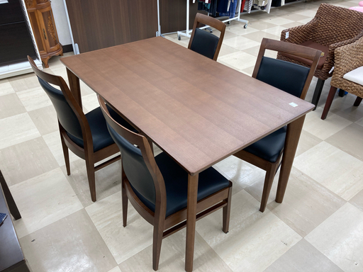 ニトリ ロレイン ダイニング5点セット