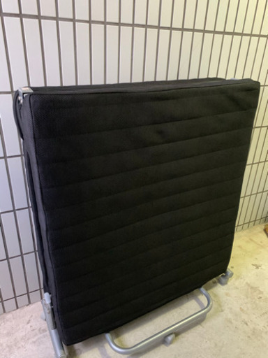 折りたたみベッド 黒 メッシュ