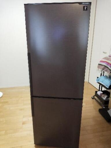 週末〆　SHARP冷蔵庫２７１Ｌ（取引中）