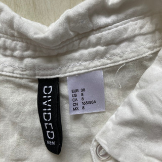 ※値下しました【H&M】白シャツ　の画像