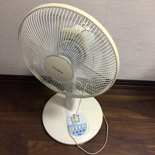 扇風機 各200円の画像