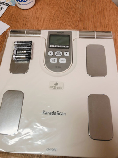 新品！オムロンカラダスキャン　体脂肪　体重計