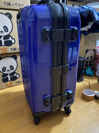 キャリーバッグ青