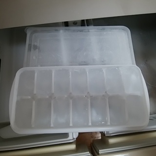 日立　冷蔵庫の画像