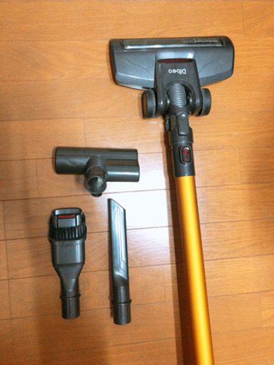 サイクロン式コードレス掃除機