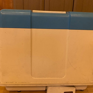 卓上型ミシンの画像