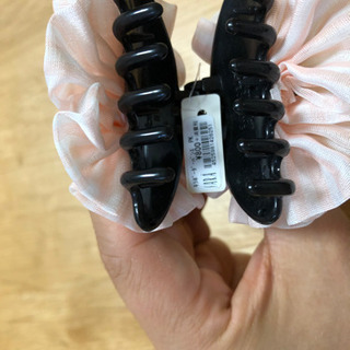 ヘアアクセサリー　ピンク系　3つセットの画像