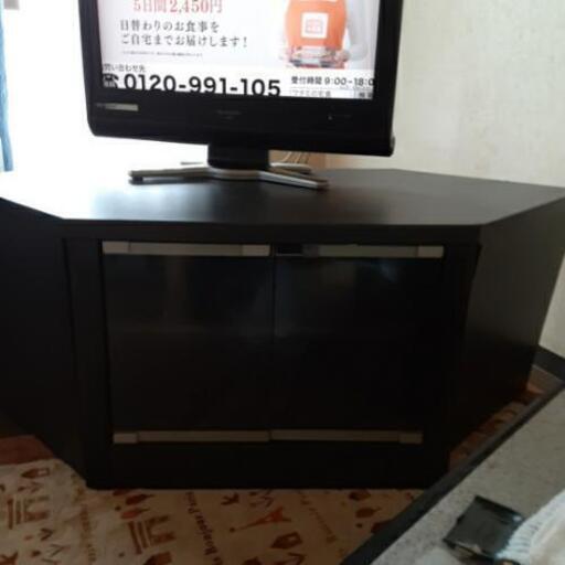 コーナーテレビ台キスあります。