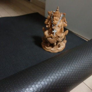 マンドゥカ　manduka ヨガマット