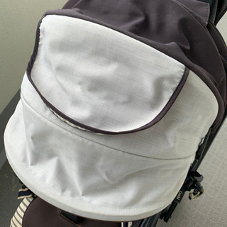 コンビ　ベビーカーの画像