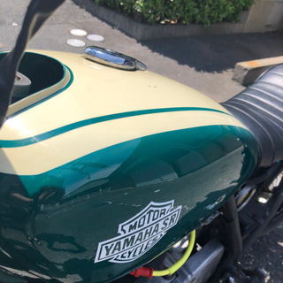YAMAHA 1JR 2型　SR400 カスタム車の画像