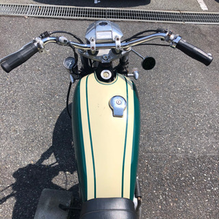 YAMAHA 1JR 2型　SR400 カスタム車の画像