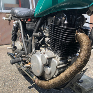 YAMAHA 1JR 2型　SR400 カスタム車の画像
