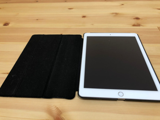 iPad 第6世代　Wi-Fiモデル　 32GB　シルバー 