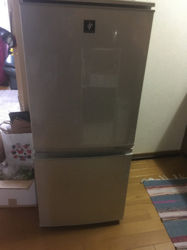 8000円　SHARP 冷凍冷蔵庫 2013年製