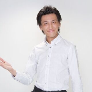 未経験歓迎！【飲食店ホールスタッフ】月8日休み(月1回土日休み)...