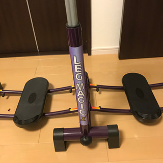 トレーニングマシン　レッグマジック