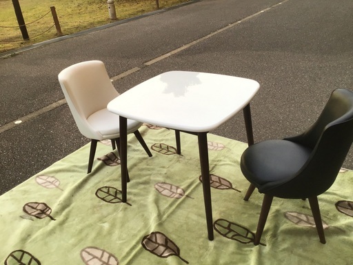 お洒落なダイニングテーブルセット
