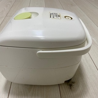 炊飯器　3号炊きの画像