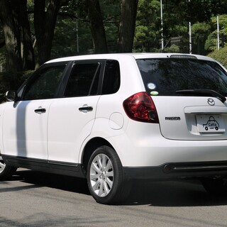 1.5Cドレスアップパッケージ ガレージ保管の良質なベリーサ入庫、とにかく綺麗で禁煙車、自信あります！！の画像