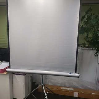 シルバースクリーン　125 X 125cm　投影用※6月中お引き渡し※