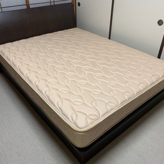 ★【取り引き先決定】クイーンベッド 木製 オシャレ 美品★の画像