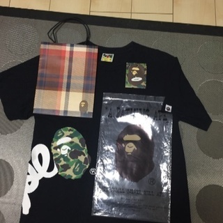 a bathing ape Tシャツ