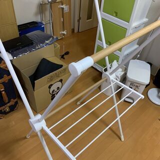カインズ　木目調 室内物干し ラック X型 ホワイト