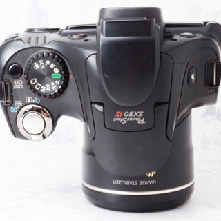 iPhoneに送れる○840mmの超望遠○簡単自撮り○キャノン SX30 IS