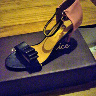 新品未使用★お洒落で可愛いヒール★