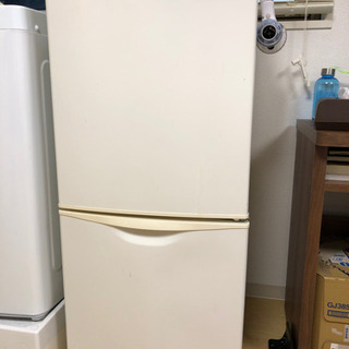 冷蔵庫充分使えます。内部も綺麗！