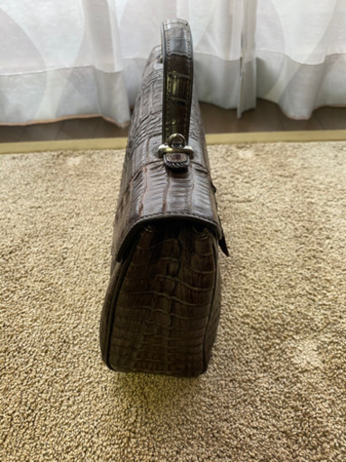 クロコダイルのハンドバッグ
