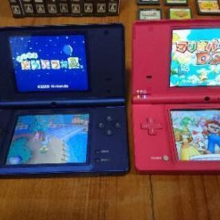DSi×2、ソフト16本(どうぶつの森、攻略本あり)の画像