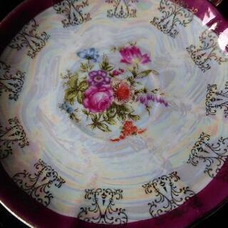 china ティーカップ&シュガーポットセットの画像