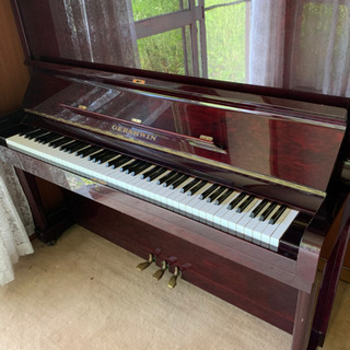アップライトピアノ　ガーシュインの画像