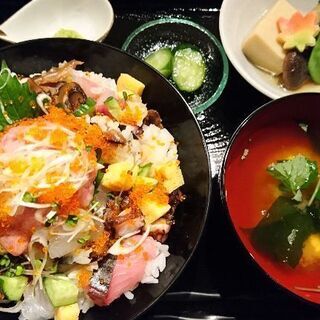 【完全土日祝休】料理人、板前の正社員募集の画像