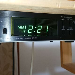 60x45ワイド水槽用 タイマー付属 木製水槽台 扉付き 使用感あり の画像