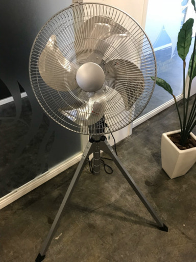 【美品】ハイスタンド工業扇風機【業務用】