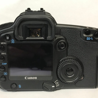 デジタル1眼レフカメラ　キャノン　EOS 30D レンズ3本セット　超美品の画像