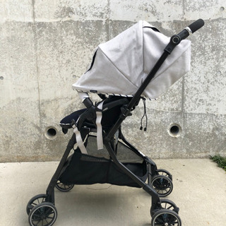 【取扱説明書付】A型ベビーカー　Combi  (スゴカルα)の画像