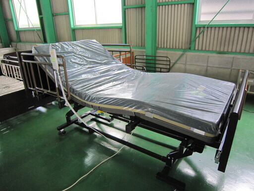 【中古】　介護ベッド　フランスベッド製　(２モーター)