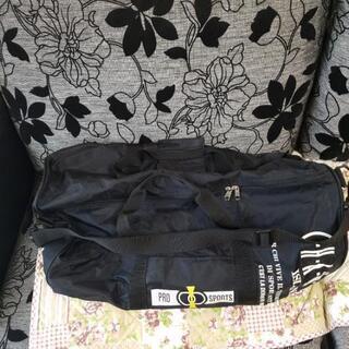 ⭐無料⭐ブラックのボストンバックの画像