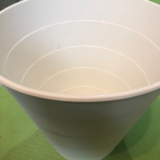 ゴミ箱の画像