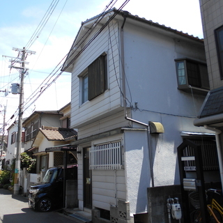【土地付き一戸建て】お求めやすい価格の一戸建てです。
