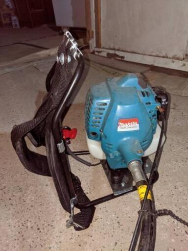 マキタ 背負い型草刈り機